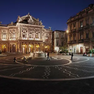 catania-suite-home.taorminaitalyhotels.com/