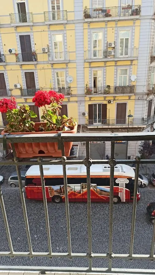 Garibaldi House Apartment Napoli Italia